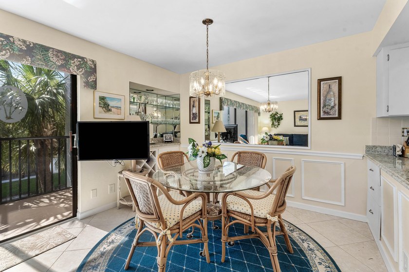 Live the Jupiter beach lifestyle in this charming 1 bed, 1.5 - photo 8