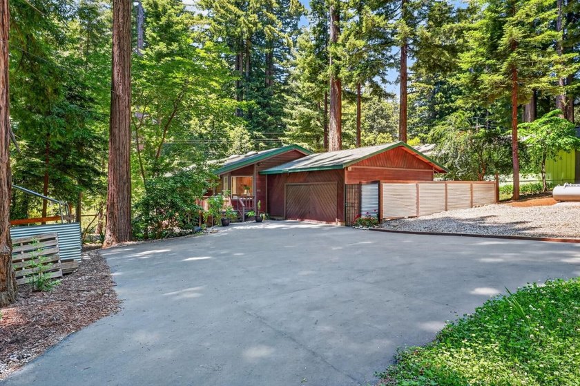 Mountain living without the steep mountain roads! Located on - photo 10