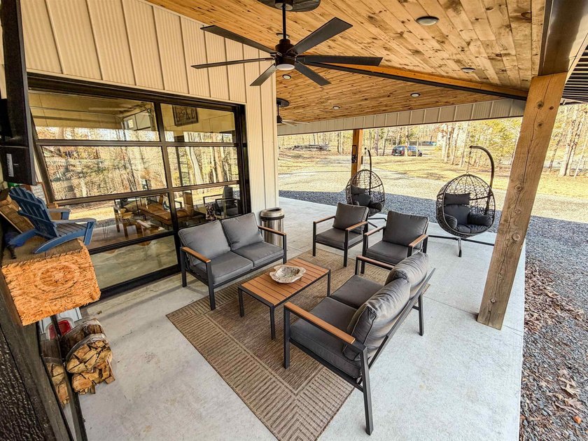 This unique, low-maintenance lake-area retreat is the perfect - photo 22