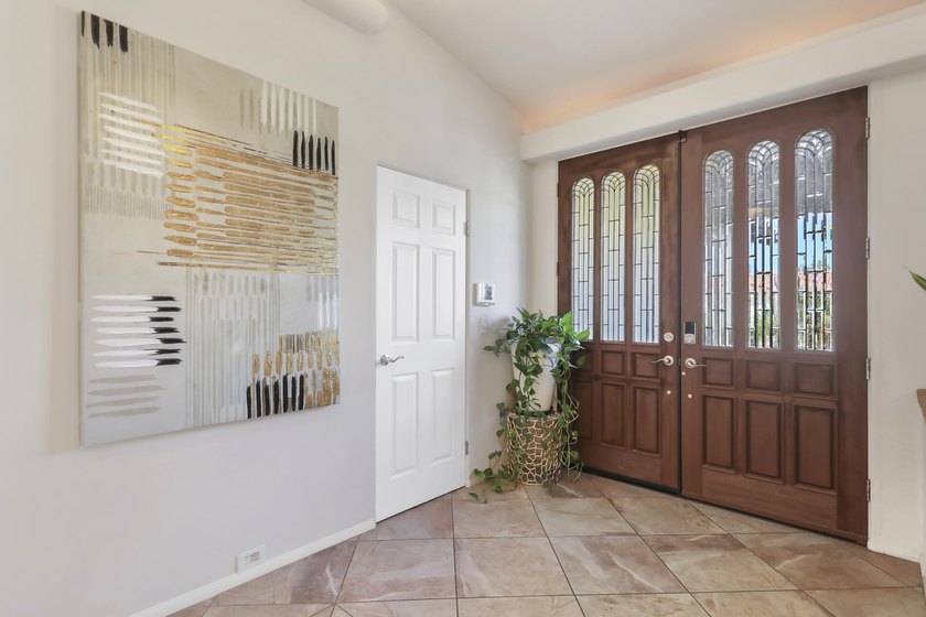 Discover this exceptional custom home located on a quiet - photo 6