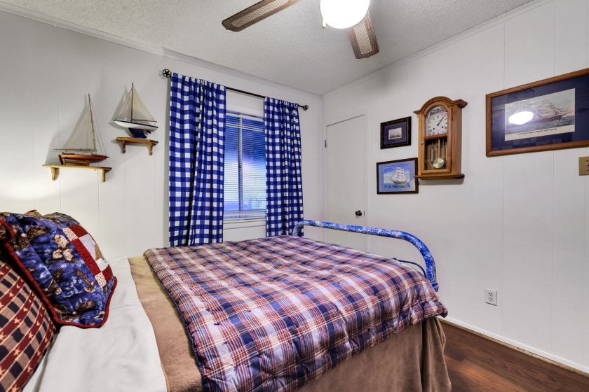 Charming Lake Livingston Retreat on 1.3 Acres - photo 8