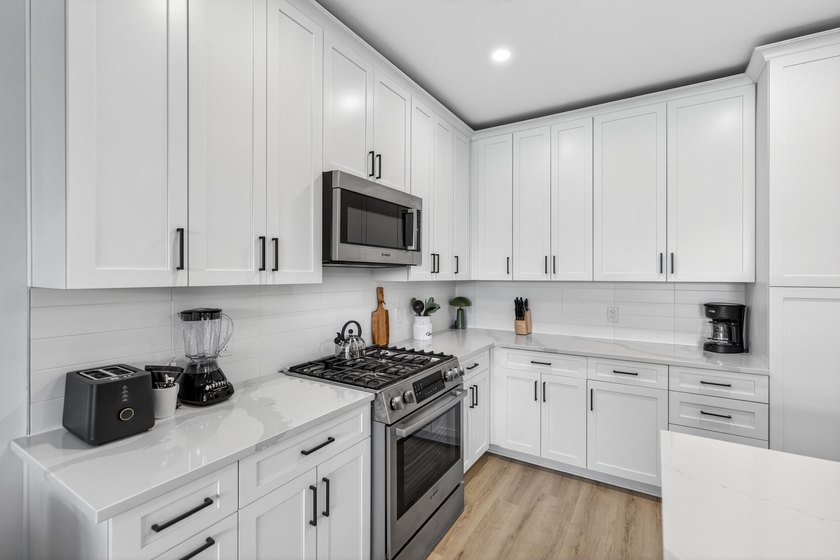 This brand-new, fully furnished 2025 condo is one of the largest - photo 18