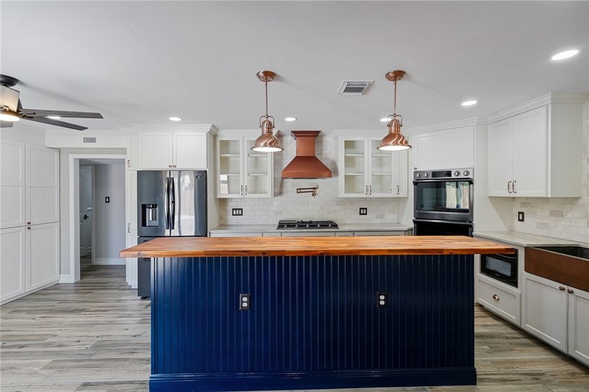 Welcome to 1006 Memphis, a beautifully renovated home nestled in - photo 13