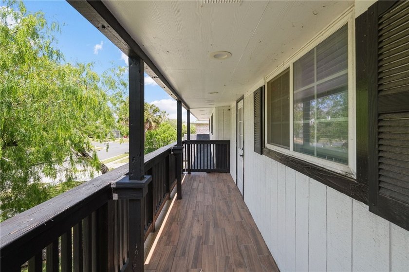 Welcome to 1006 Memphis, a beautifully renovated home nestled in - photo 36