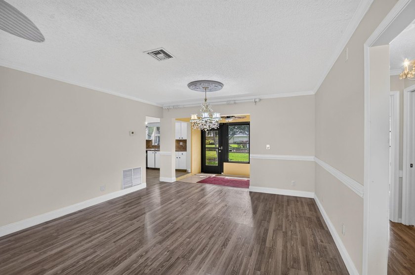 Welcome to Bent Tree Villas West! This charming 2-bedroom - photo 9