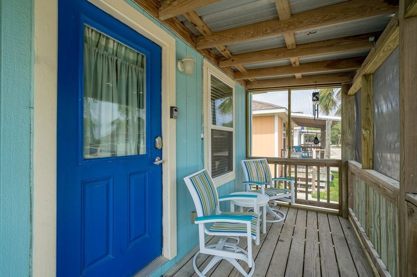 Welcome to Unit 15, a fully furnished condo at Copano Cottages - photo 2