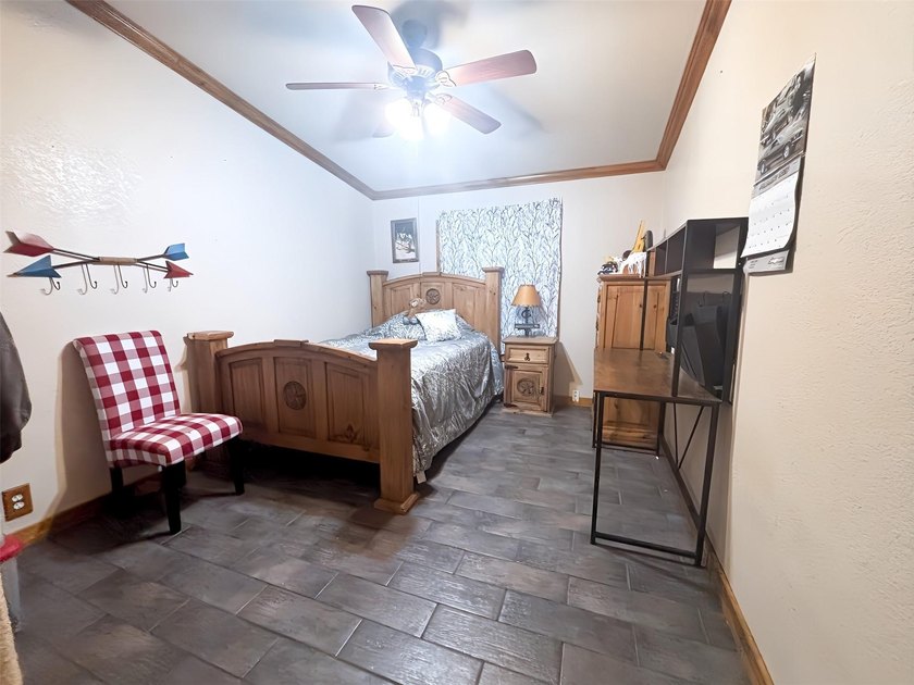 Charming Country Retreat on ove .55 Acres - Room to Roam &amp; Relax - photo 15