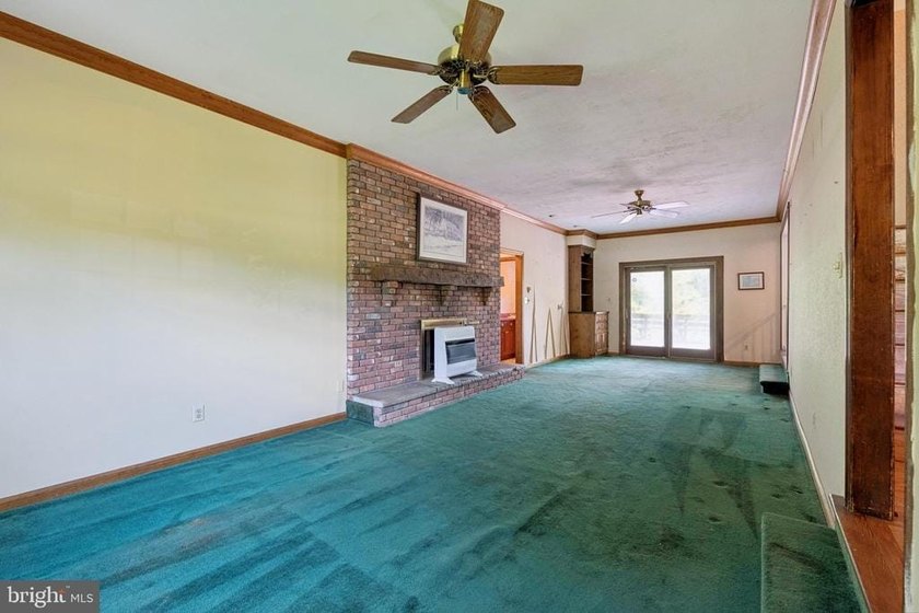 Wonderful opportunity to own on Horseshoe Rd. Great bones and so - photo 22