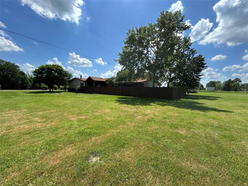 Charming Country Retreat on ove .55 Acres - Room to Roam &amp; Relax - photo 24