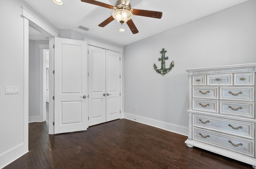 BEST PRICED 4 BEDROOM WITH A YARD. Welcome to 613 Flatwoods - photo 34