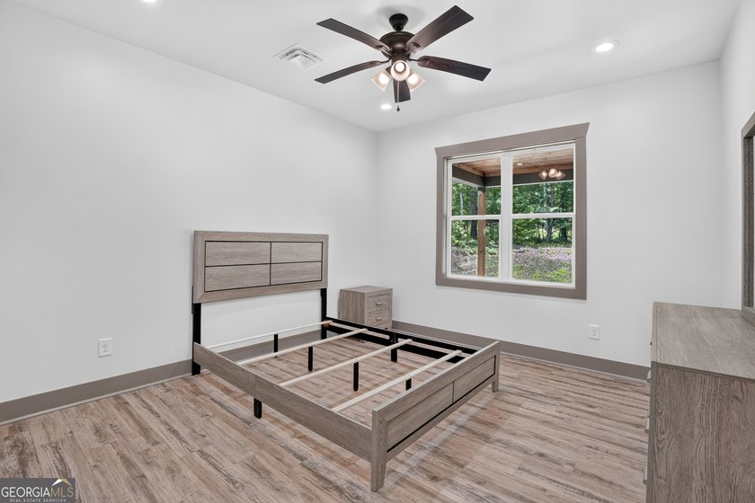 A unique opportunity to own a true LUXURY ESTATE on more than 5 - photo 39