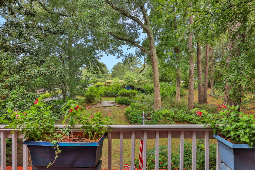 Charming Lake Livingston Retreat on 1.3 Acres - photo 27