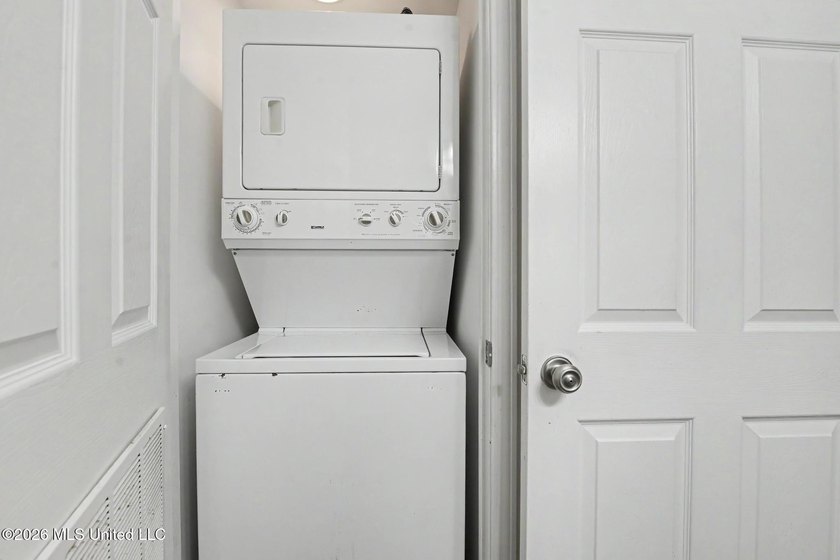 Wow! Want to live in OLD TOWNE Bay St Louis? Here's your chance - photo 15