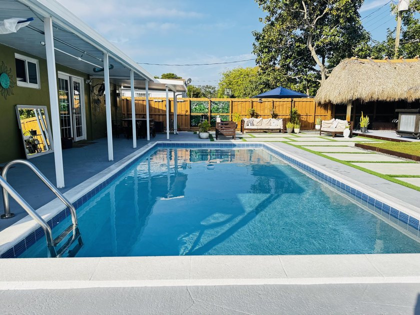 Create lasting family memories in this 3/2 pool Home in - photo 3