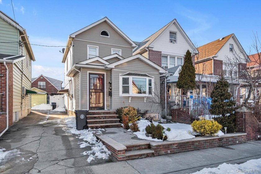 location! location! Prime Auburndale location! This tastefully - photo 15