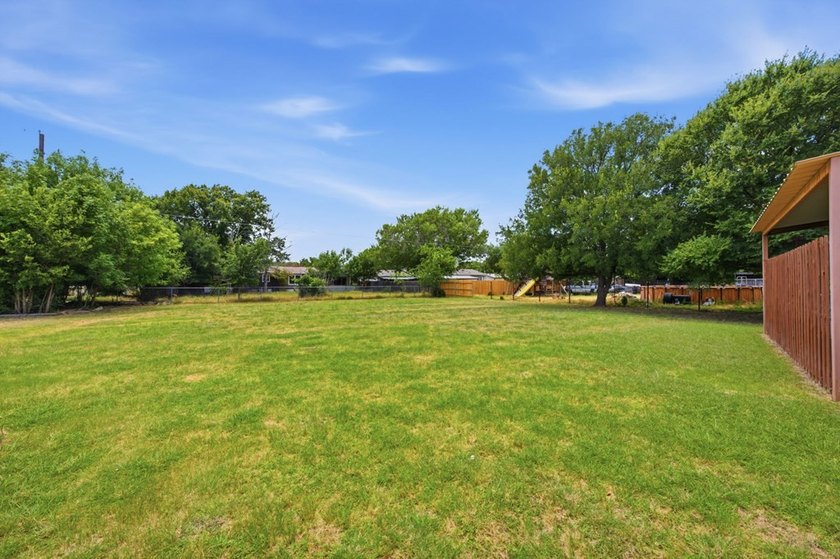 Looking for a quality 3/2 home in Ingram ISD? This Solitaire - photo 20