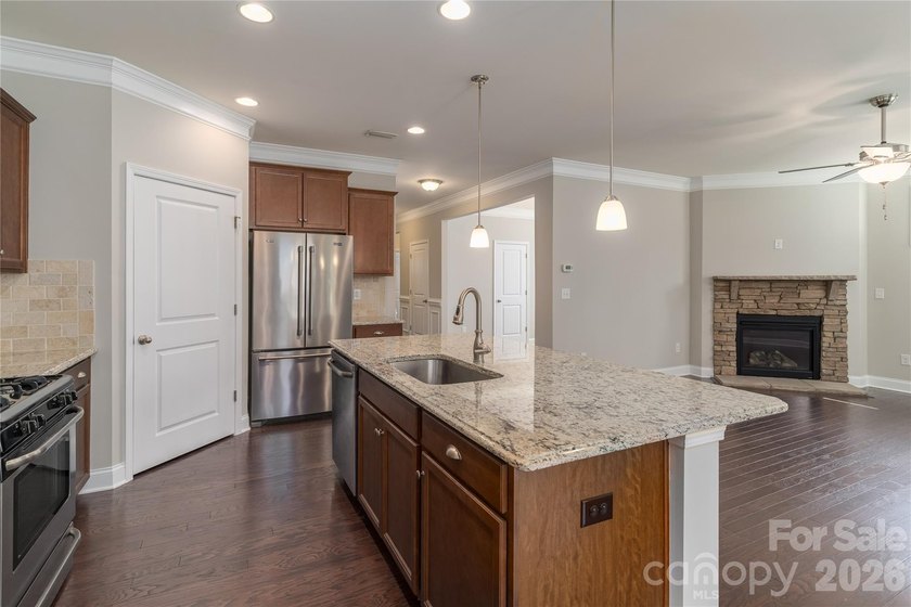 2214 Seagull is officially back on the market. We have made - photo 11