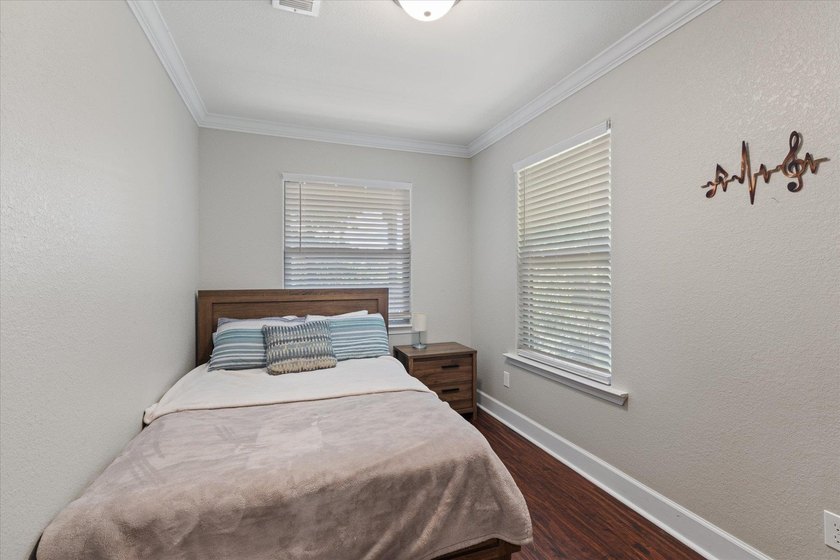 Just a few steps from Lake O' the Pines, this fully furnished - photo 16