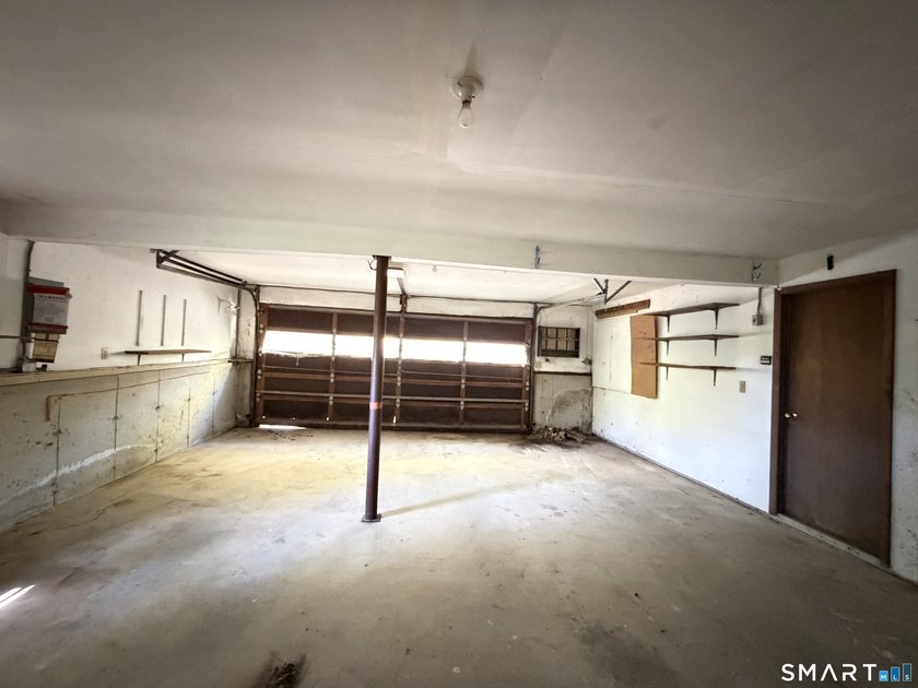Bring your ideas and unlock the potential of this well-located - photo 38