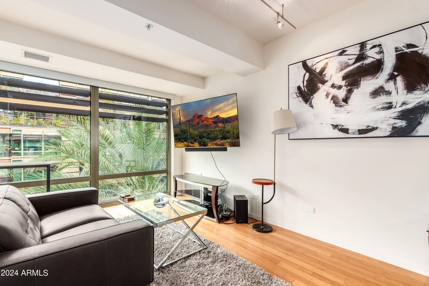 PRICE REDUCTION! Hurry - you MUST SEE this rare east-facing - photo 9