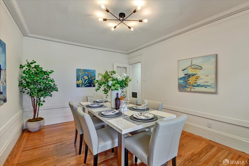 Beautiful Central Sunset semi-detached home ideally located just - photo 8