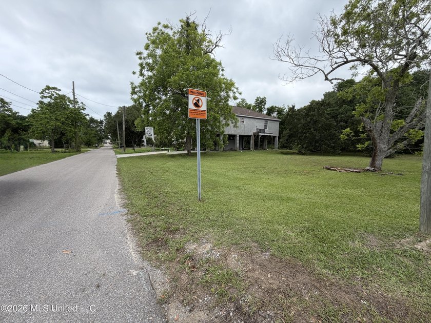 Cleared corner lot in Biloxi, just minutes from casinos, beaches - photo 7