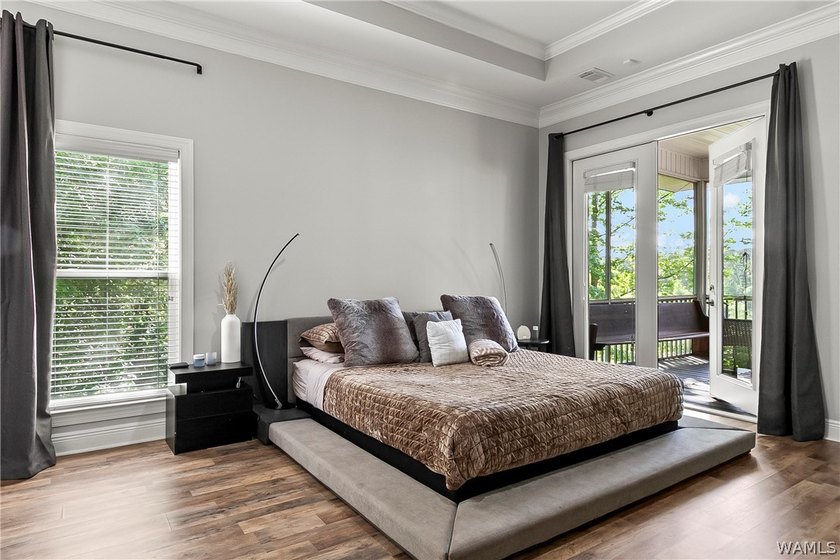 Beautifully remodeled with every square inch thoughtfully - photo 18
