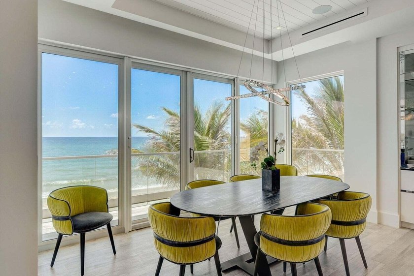 Welcome to this stunning 3-story townhouse in Ocean Ridge. This - photo 20