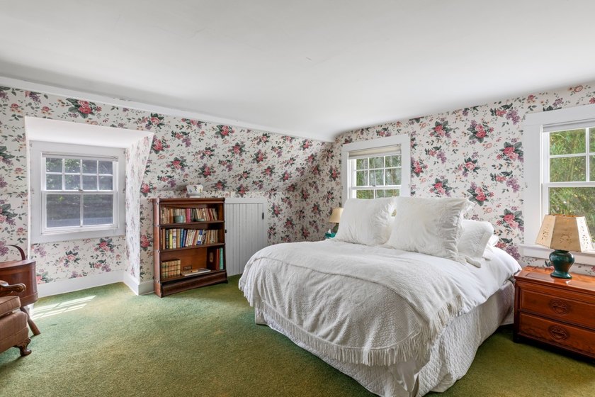 Built in 1832 and owned by the same family for nearly 50 years - photo 37