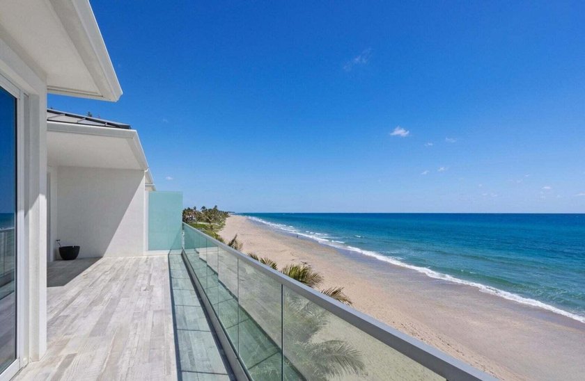 Welcome to this stunning 3-story townhouse in Ocean Ridge. This - photo 41