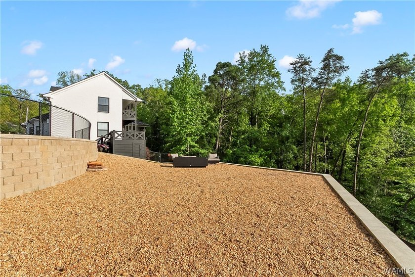 Beautifully remodeled with every square inch thoughtfully - photo 45