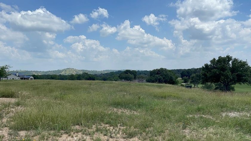 GREAT VALUE WITH $25k PRICE IMPROVEMENT!! Exceptional - photo 11