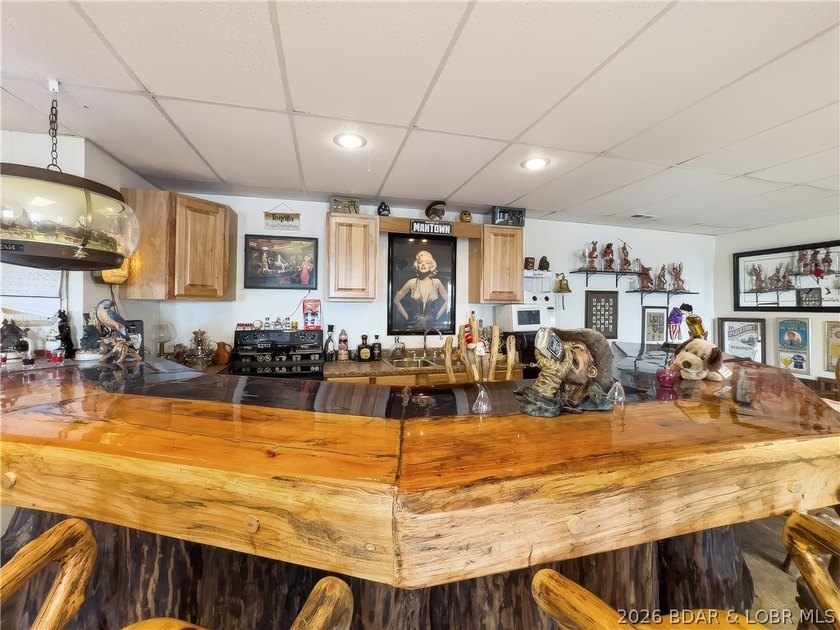 Unique country home with impressive lake views on 9.7 acres &amp; a - photo 38