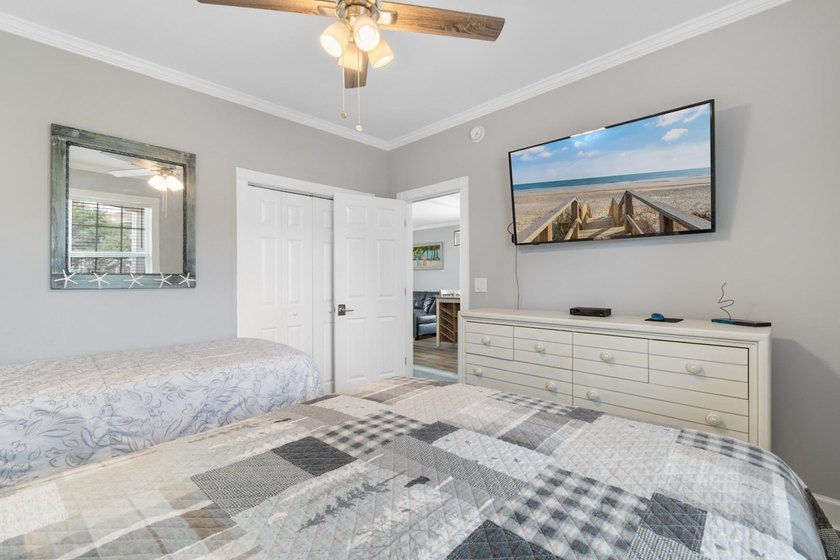 If you've been waiting for a truly move-in-ready condo in Myrtle - photo 22