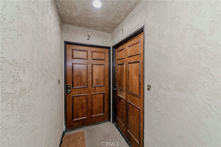 Don't miss this opportunity to own a beautifully maintained - photo 4