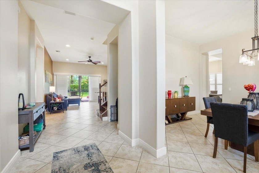 Seller preferred lender Credit up to $5,000 available** Rare - photo 5