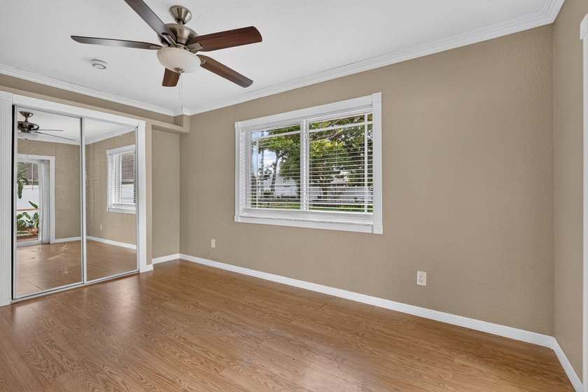 Welcome to this charming 3-bedroom, 2-bathroom CBS home situated - photo 13