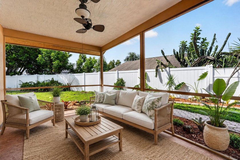 Welcome to this charming 3-bedroom, 2-bathroom CBS home situated - photo 22