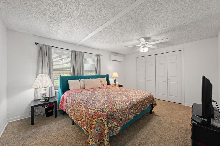 Enjoy peaceful Hill Country living in Cypress Falls w/this - photo 12