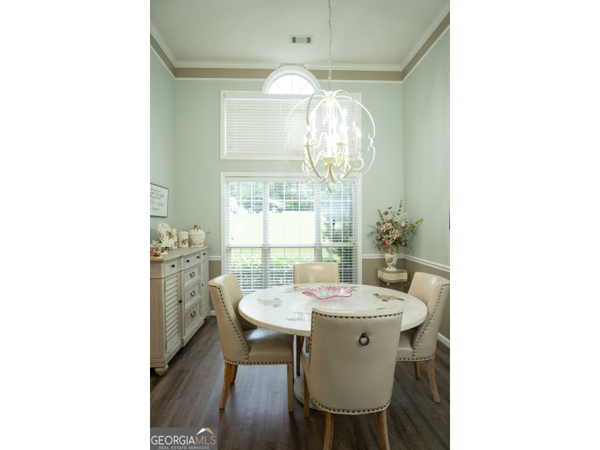 Welcome home to this beautifully maintained 4-bedroom, 2-bath - photo 16