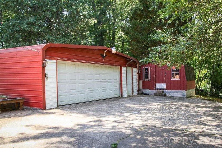 Welcome to Bessemer City located in Gaston County, NC. This home - photo 17