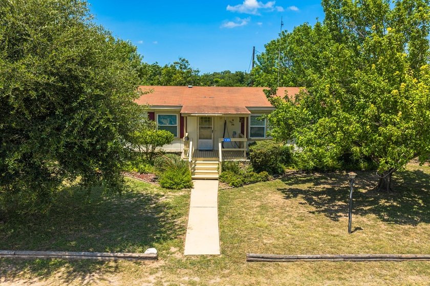 Enjoy peaceful Hill Country living in Cypress Falls w/this - photo 27