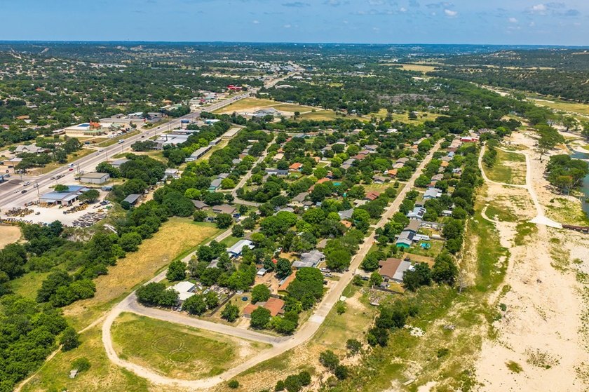 Enjoy peaceful Hill Country living in Cypress Falls w/this - photo 32
