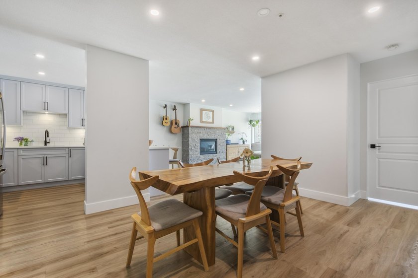 West-facing patio 'backyard' w/a condo price tag! This - photo 8