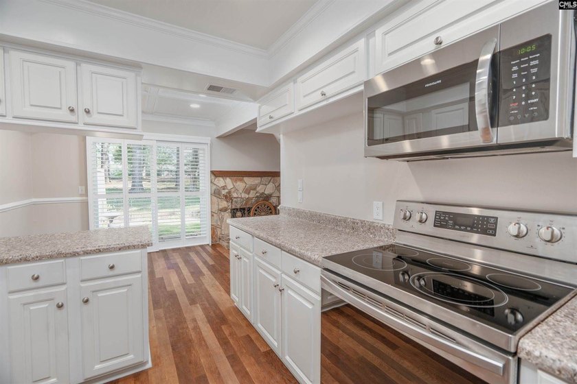 Stylish... updated... and completely move-in ready. This - photo 14