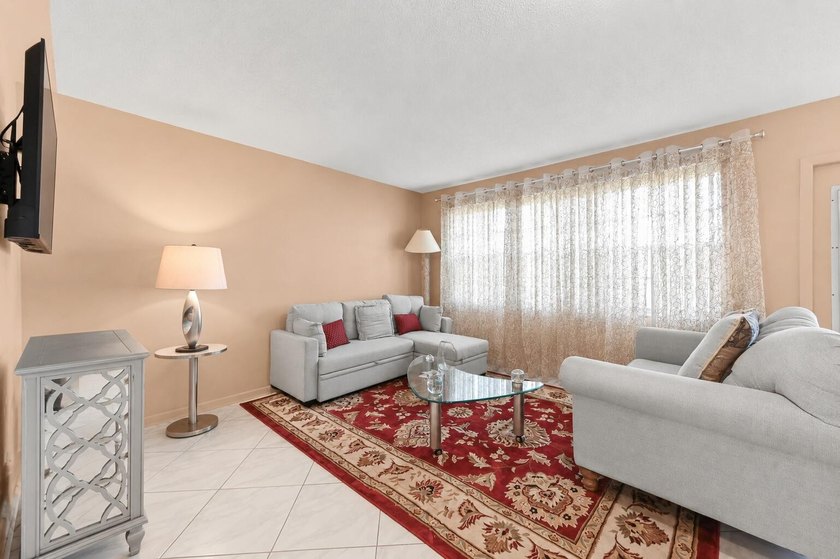1069 Cornwall D - photo 4