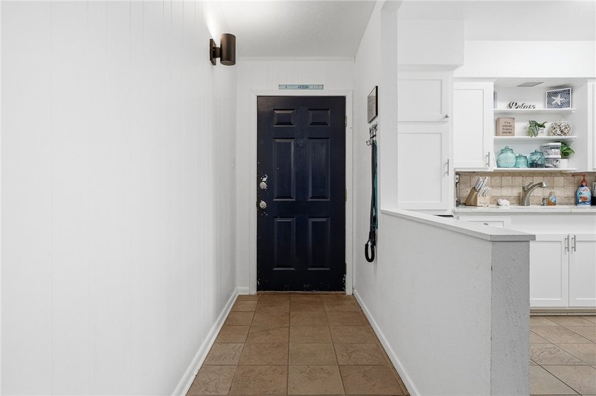 Charming 3-bedroom, 1.5-bath home currently operating as a - photo 11