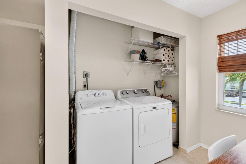 Step into this 2 bed/2 bath condo on 2nd Floor of 2-story - photo 9