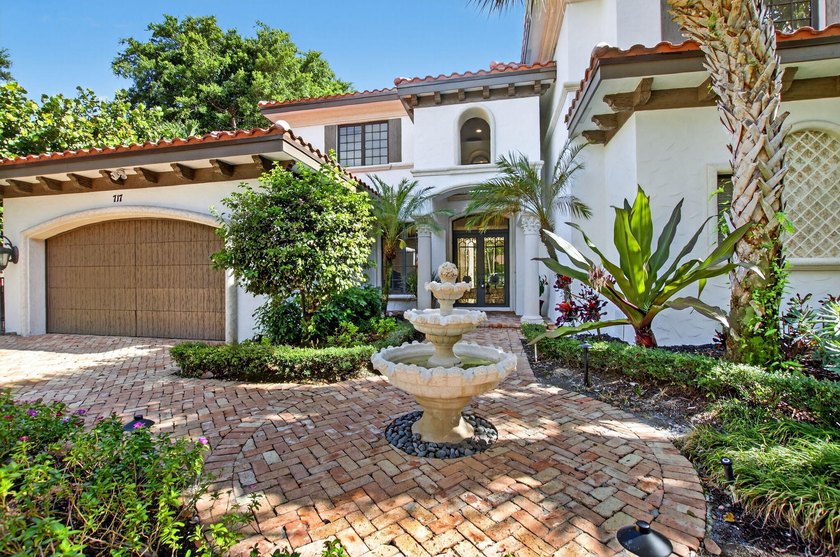 Situated on an oversized lot at the end of a quiet, tree-lined - photo 2