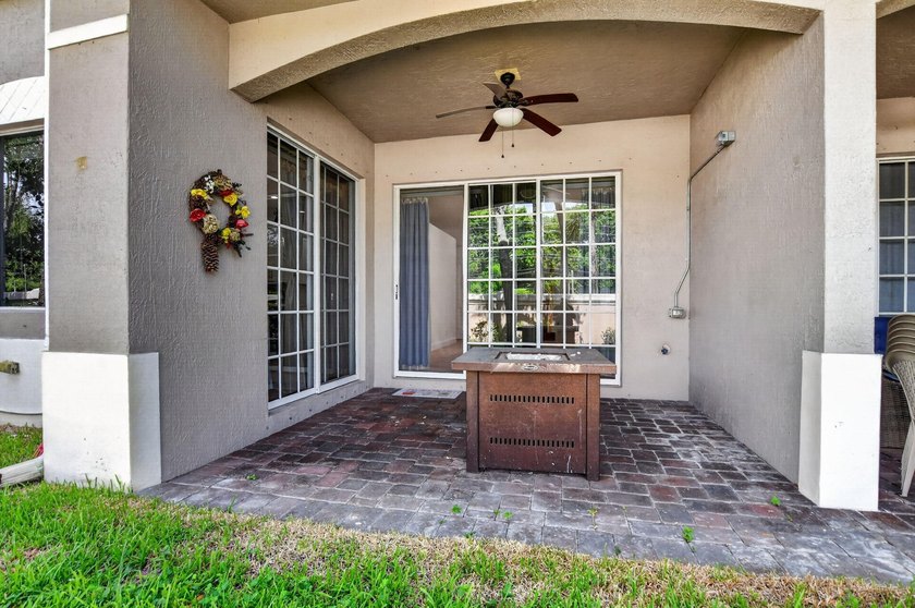 Welcome to this beautifully maintained 3-bedroom, 2.5-bath - photo 49